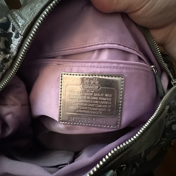 Coach Handbag - Picture 4 of 6